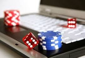 Giao diện nổ hũ slot năng động trên tai sunwin